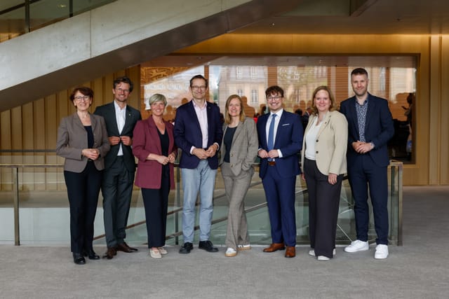 Petitions-AK und-Ausschuss